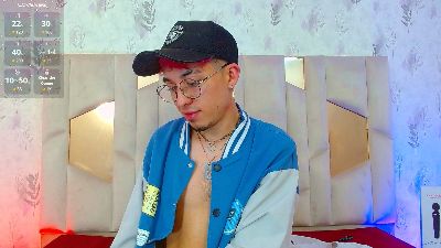 Axel_tay from United States