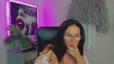 Helen_Wild from Germany