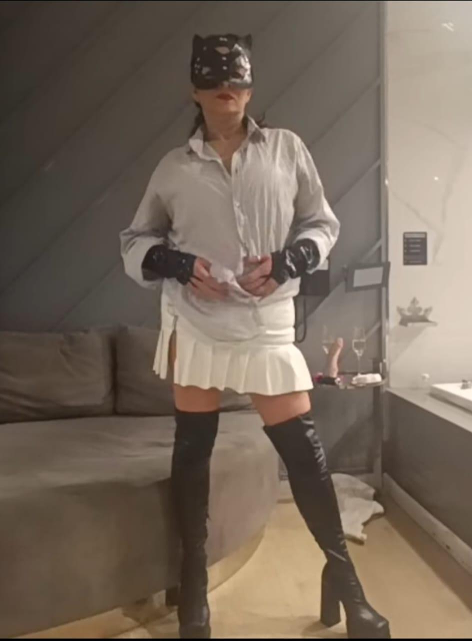 Lizzalanne from United States