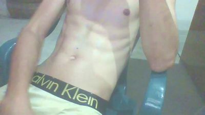 LooHot from Venezuela