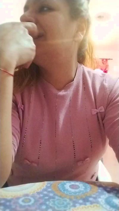 Magali43 from Argentina