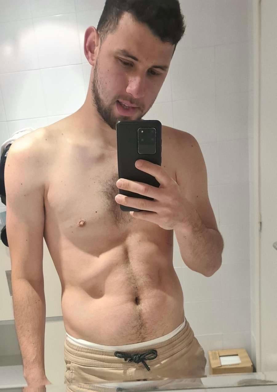 Santiagosra96 from Spain