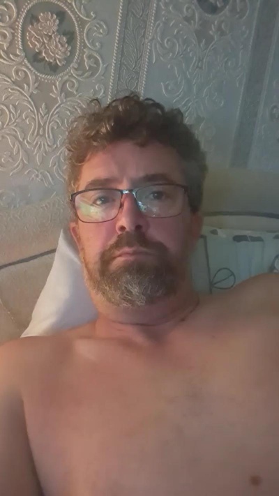 Ukharry40 from United Kingdom