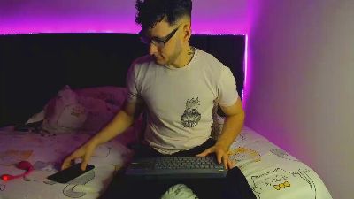 alejandro2x from Colombia