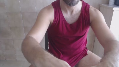 callmeluis from Italy