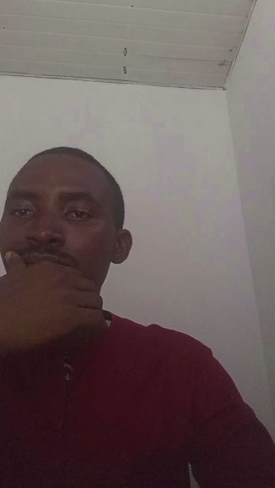 dickishottxfan from Nigeria