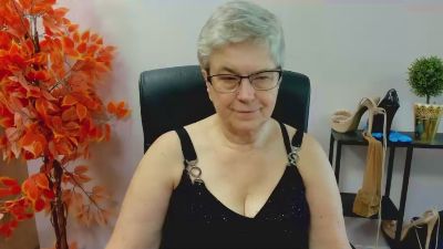 femmeIRIS from Germany