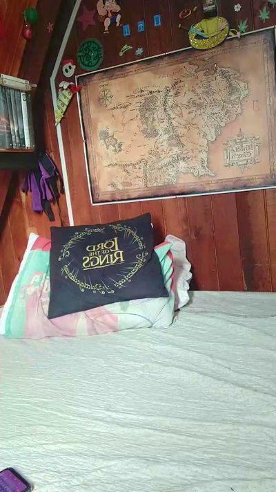 luthien420_ from Chile