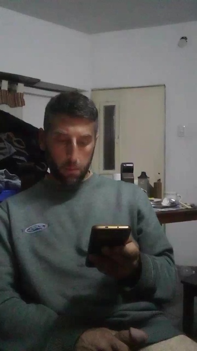 nachoclaps from Argentina