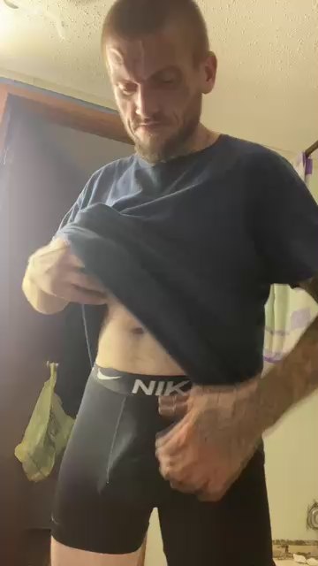 scotty2Hotty92 from United States